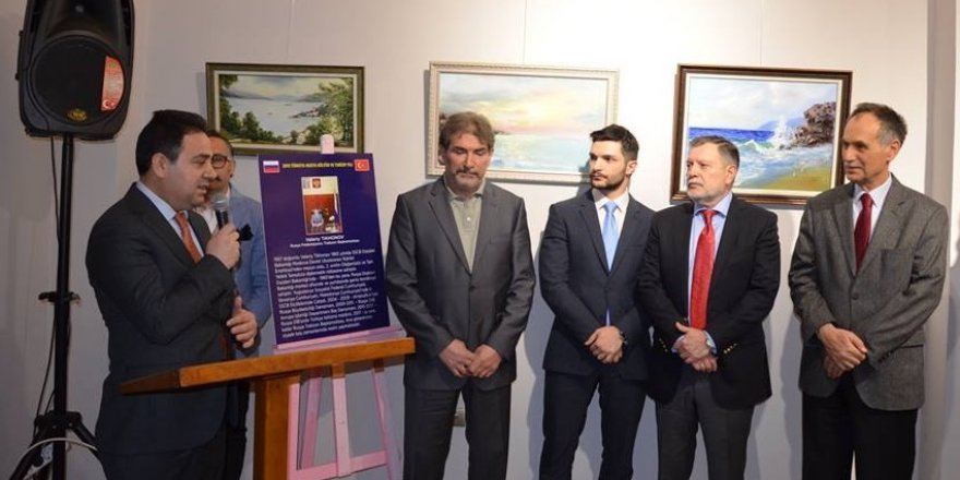 Выставка картин российского генконсула открылась в Турции