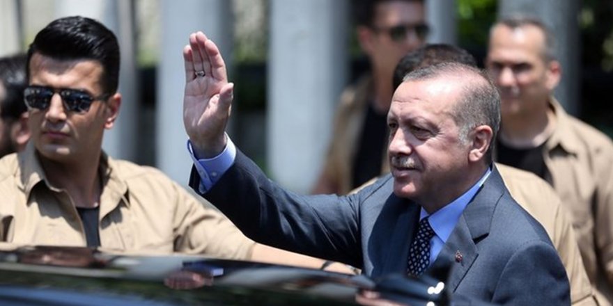 Президент Эрдоган поздравил Экрема Имамоглу