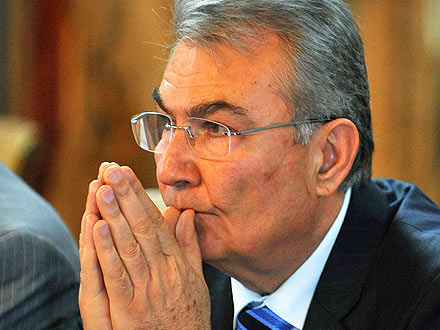 Лидер турецкой оппозиции Дениз Байкал подал в отставку