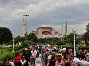 За два месяца Стамбул посетили свыше 1 миллиона туристов