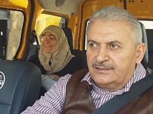 Министр транспорта и связи Турции стал таксистом 