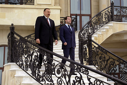 Пpезиденты  России и Азербайджана подписали ряд соглашений