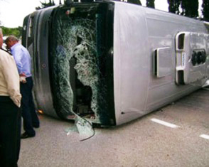 В Турции перевернулся автобус