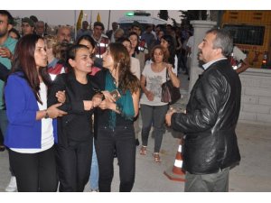 Турецкие националисты сорвали похороны матери депутата в Анкаре