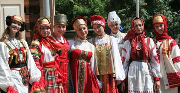 Турки С Русскими Девушками Фото 2002