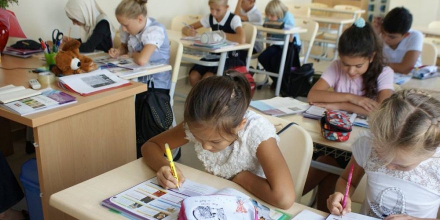Где в Анталье учатся русские дети?