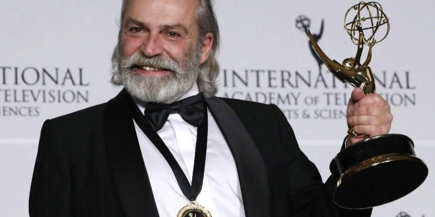 Турецкий актер стал первым актёром, получившим премию «Эмми»