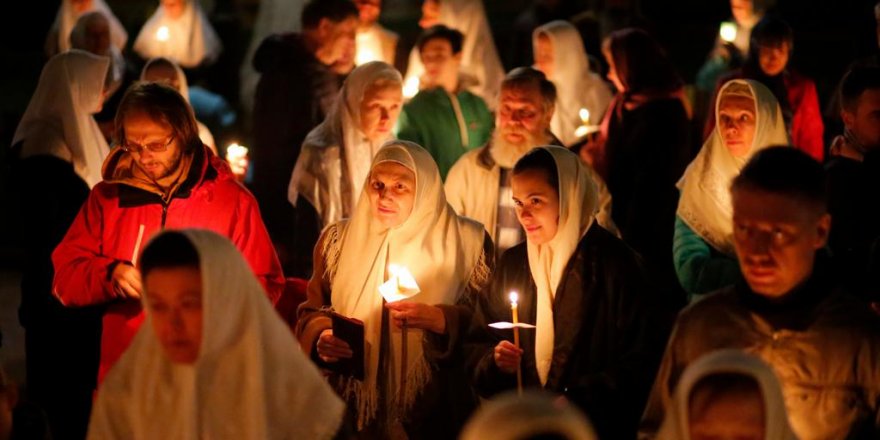 Православные христиане по всему миру празднуют Пасху