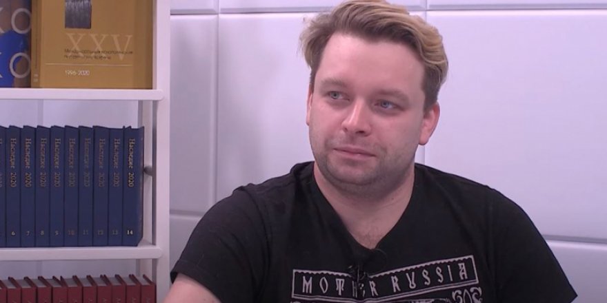 Русский писатель Пелевин в Стамбуле
