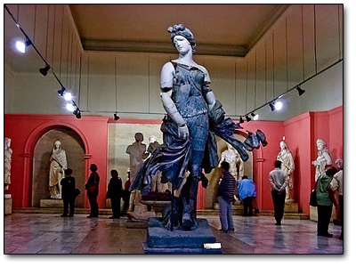 Доход музеев Анталии вырос на 30%