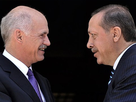 Состоялся телефонный разговор между Эрдоганом и Папандеру