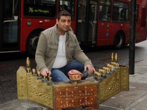 Турецкий чистильщик обуви покоряет Лондон