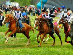 В Казани прошел татарский праздник Сабантуй