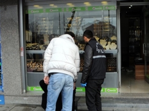 Четверо грузин ограбили ювелирный магазин в Стамбуле
