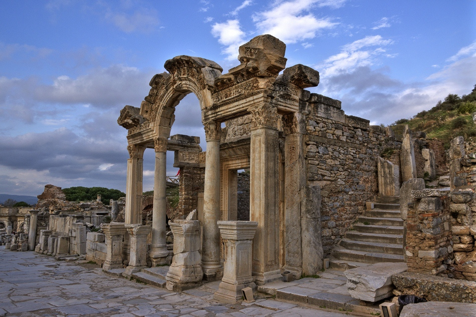 Эфес рассчитывает на греческих и российских туристов