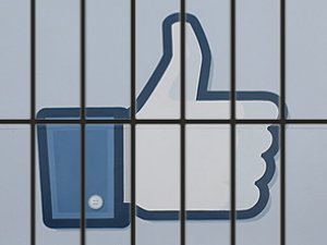 В тюрьму за лайк в Facebook?