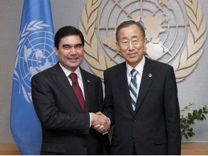  Президент Туркменистана встретился с Генеральным секретарем ООН Пан Ги Муном