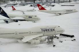 Oтменены более 300 рейсов из-за снегопада