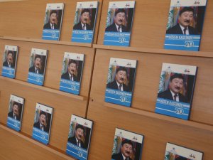 В Баку состоялась презентация книги генерального секретаря ТЮРКСОЙ «Дюсен Касеинов -70»
