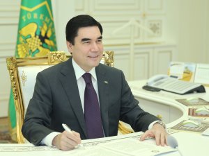 В свет вышла новая книга президента Туркменистана