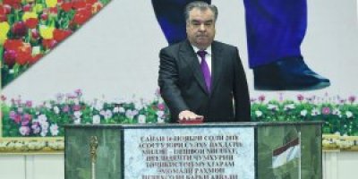 В Таджикистане запустили первый агрегат Рогунской ГЭС