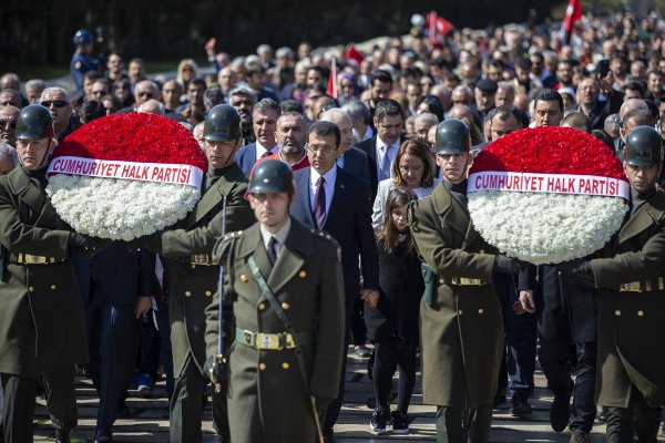 ekrem-imamoglu-anitkabir.jpg