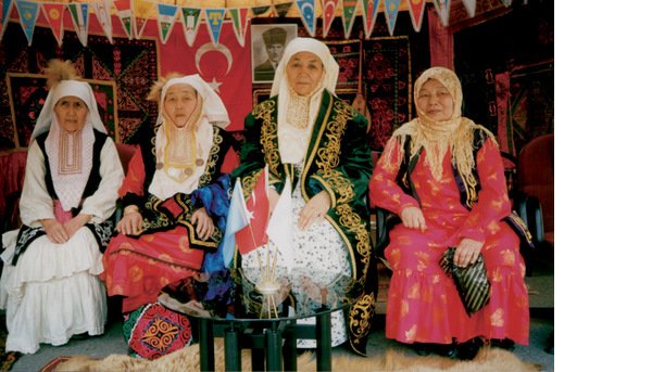 kazak-kadinlari.jpg