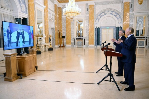 mirzoyev-putin-uzbekistan.jpg