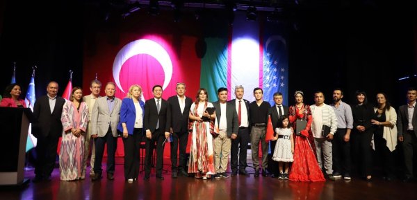 uzbekistan34-istanbul-aliemiri.jpeg